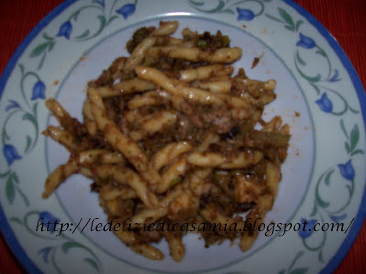 Strozzapreti con broccolo siciliano e salsicccia