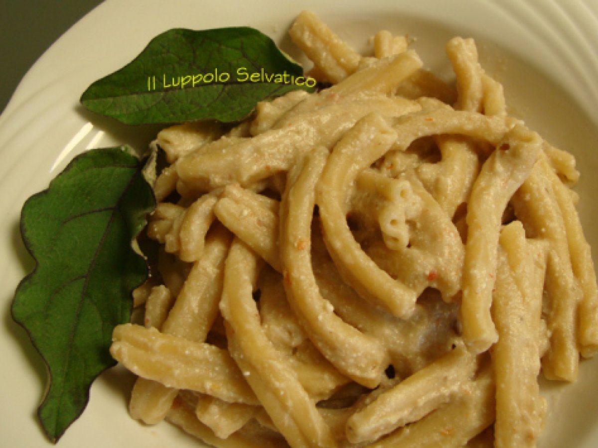 Strozzapreti con crema di melanzane e ricotta