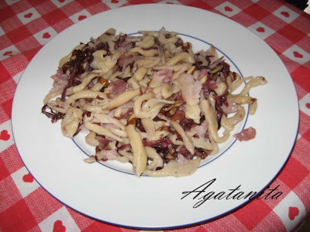 Strozzapreti radicchio e pancetta