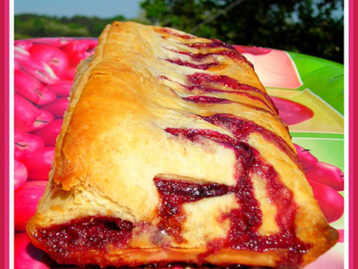 STRUDEL AI FRUTTI DI BOSCO E MELE - foto 3