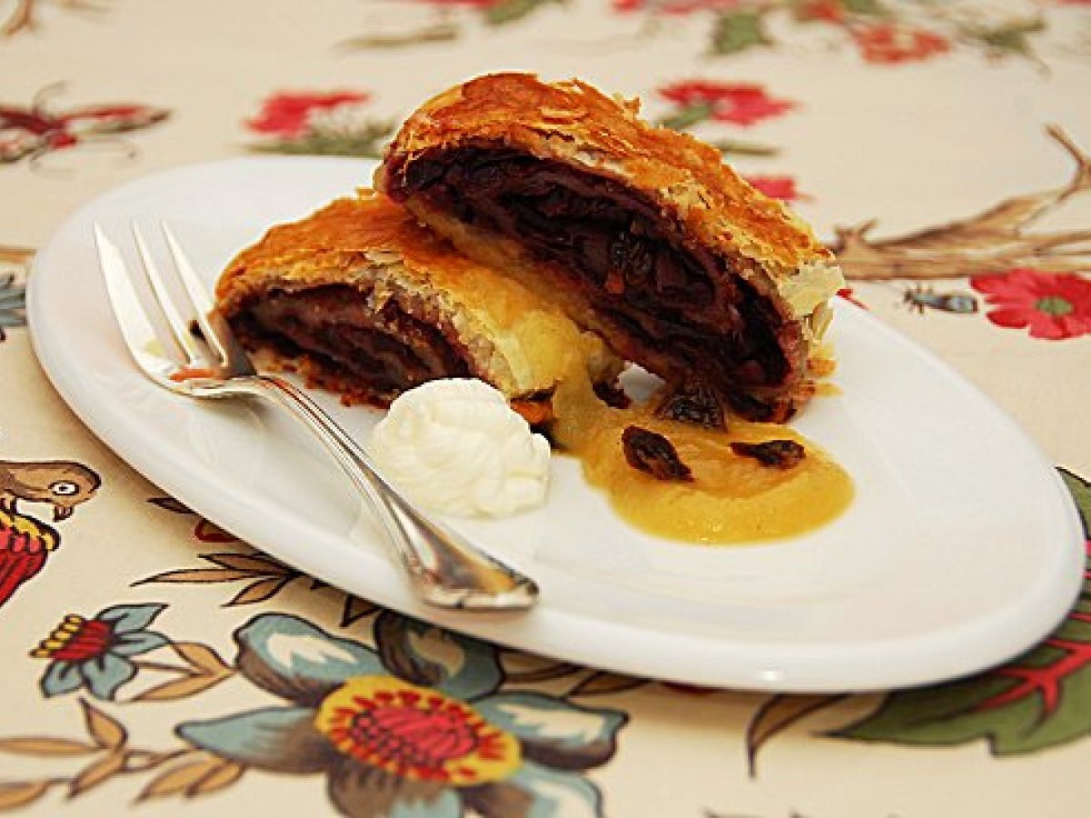 Strudel di cavolo rosso con salsa di mele e panna acida e le (St)Renne di Carnevale, foto 3