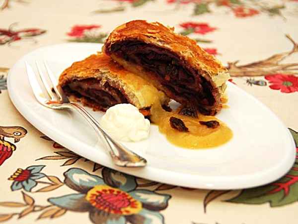 Strudel di cavolo rosso con salsa di mele e panna acida e le (St)Renne di Carnevale, foto 3