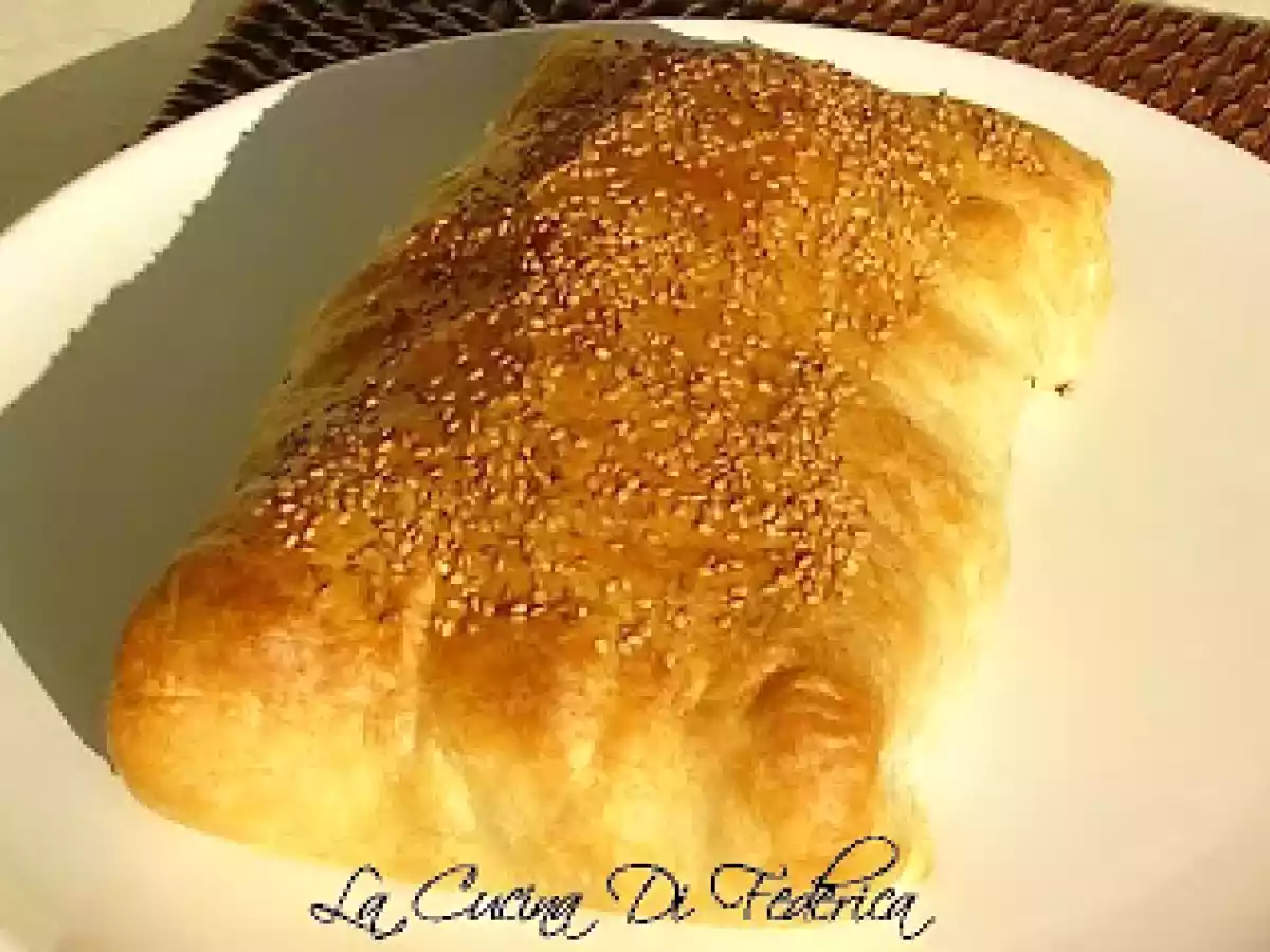 Strudel di pasta sfoglia con radicchio, prosciutto e scamorza - foto 2