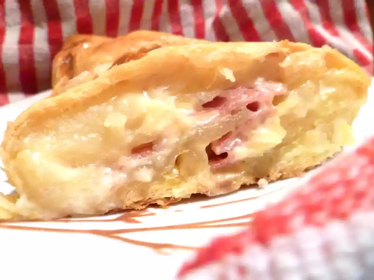 STRUDEL SALATO CON PATATE, SPECK E SCAMORZA