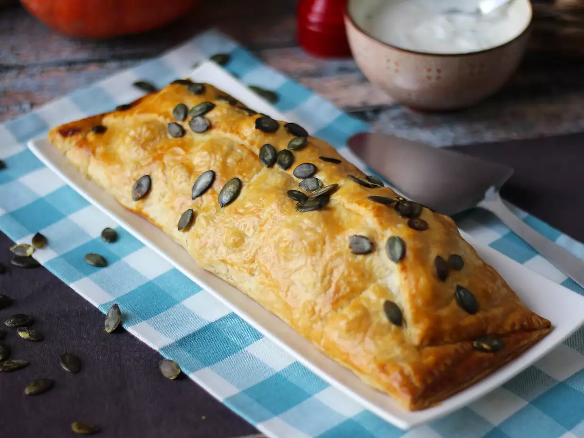 Strudel salato di zucca potimarron e feta con pasta sfoglia croccante - foto 2