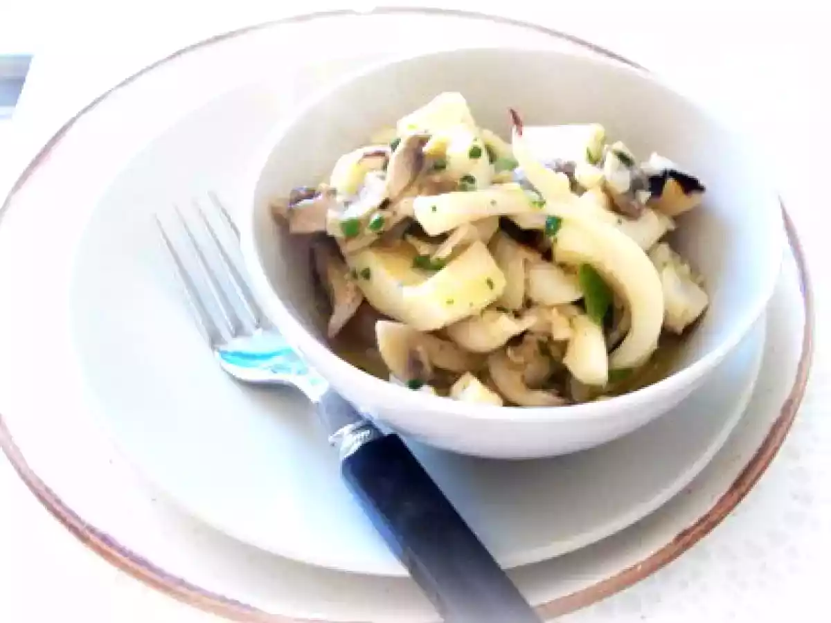 Stufato di transizione (seppie, zucchine e funghi)