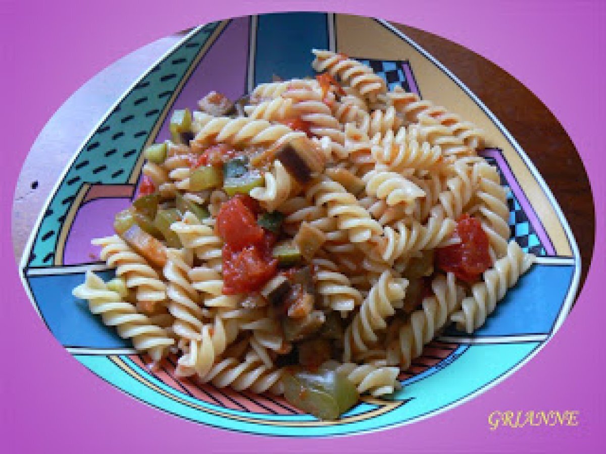 Sugo con peperoni, zucchine e melanzane e collaborazione Mulino Bianco