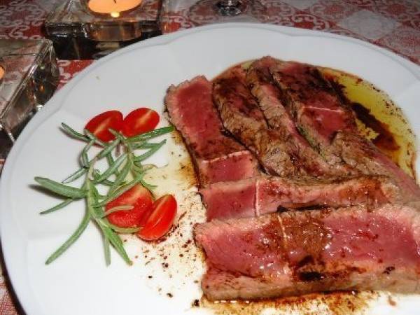 TAGLIATA ALL'ACETO BALSAMICO