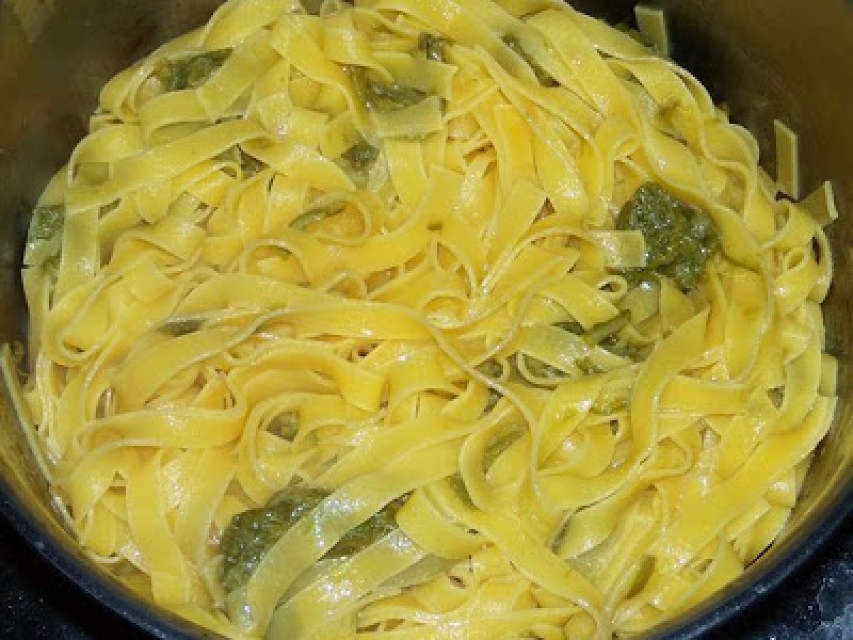 Tagliatelle agli asparagi light