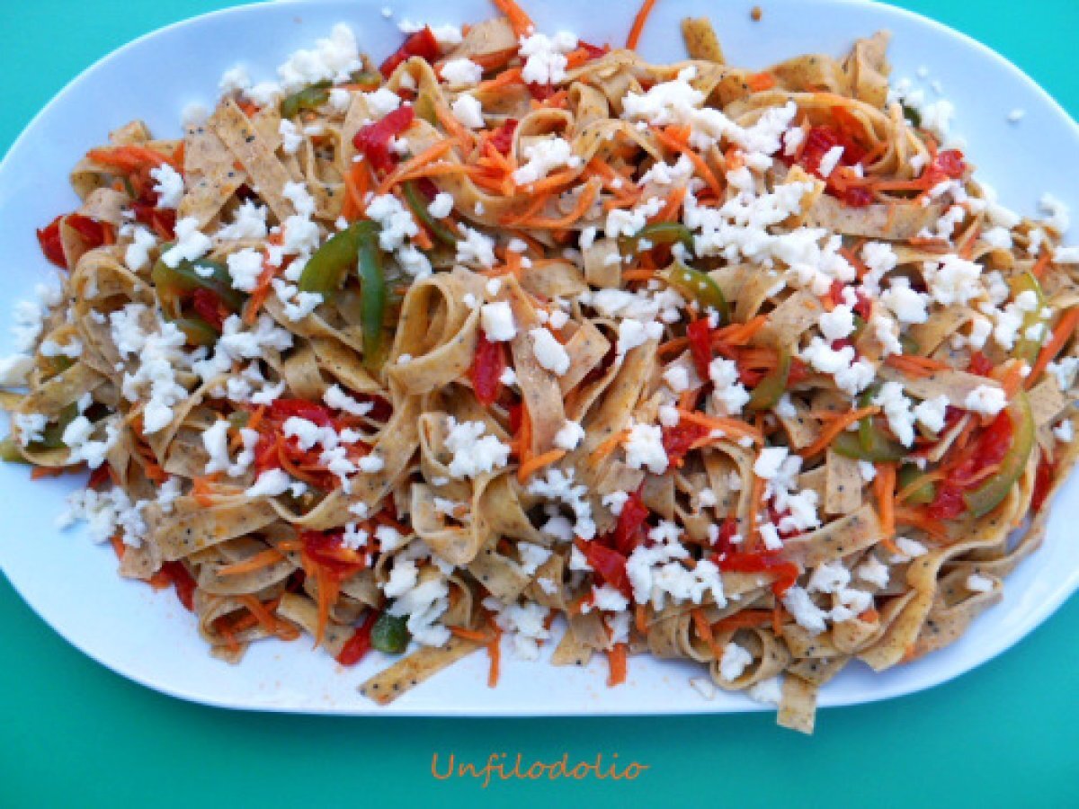 Tagliatelle ai cereali con verdure