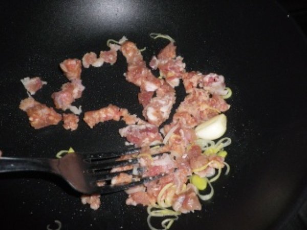 TAGLIATELLE AI FUNGHI CON SALSICCIA RADICCHIO E NOCI, foto 8