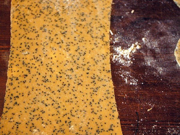 TAGLIATELLE ai SEMI di PAPAVERO, ZUCCA e PORCINI, foto 3