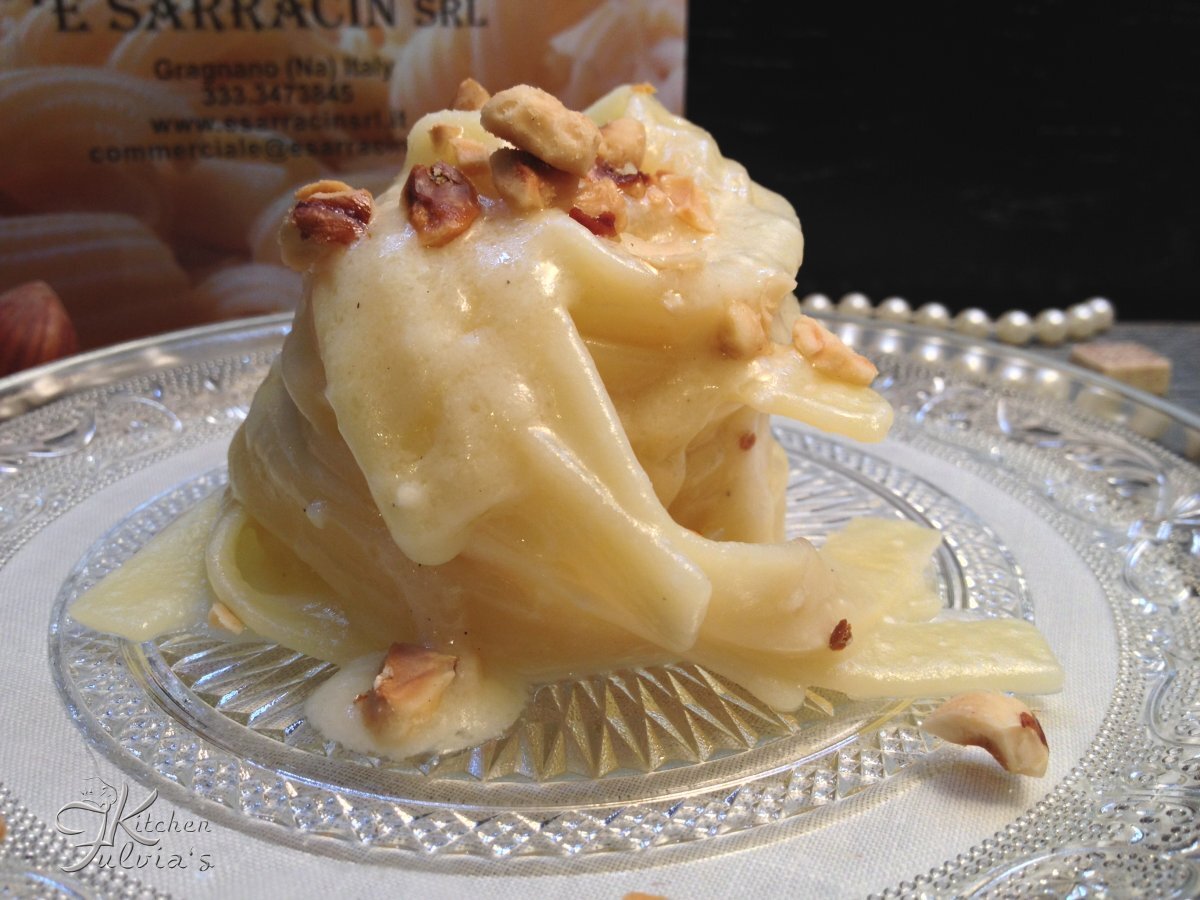 Tagliatelle al Castelmagno D.O.P. e nocciole – ‘E Sarracin