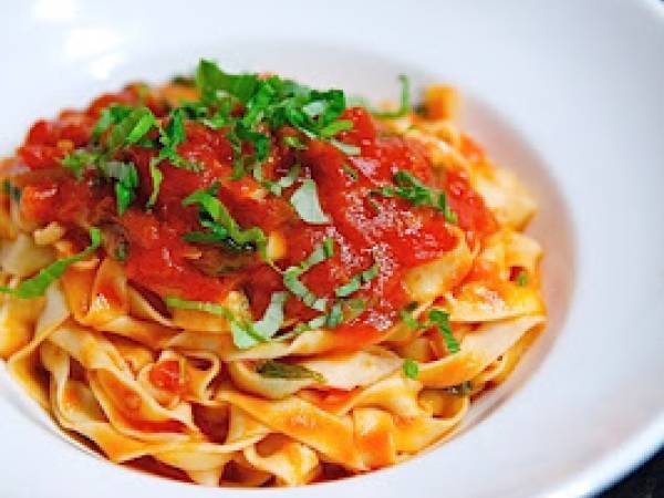 Tagliatelle al Pomodoro: Ricetta col Bimby