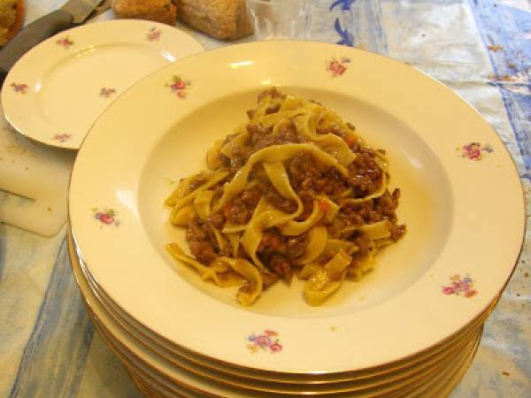 Tagliatelle al ragù di chianina