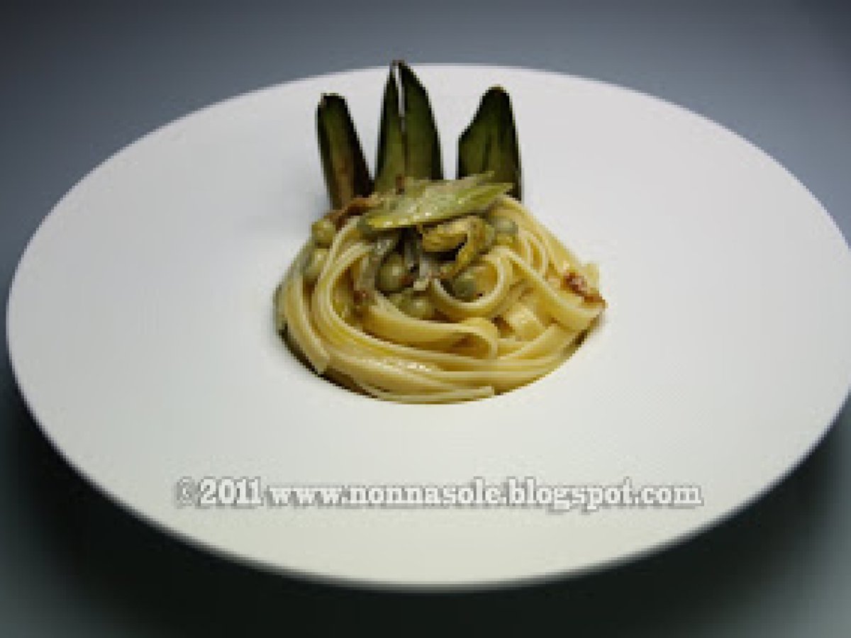 Tagliatelle carciofi, fave e cacio