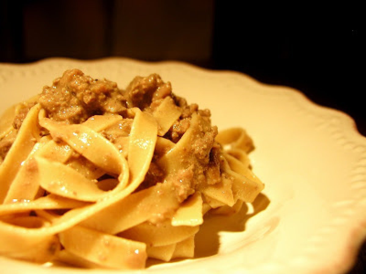 Tagliatelle con fegatini e duroni