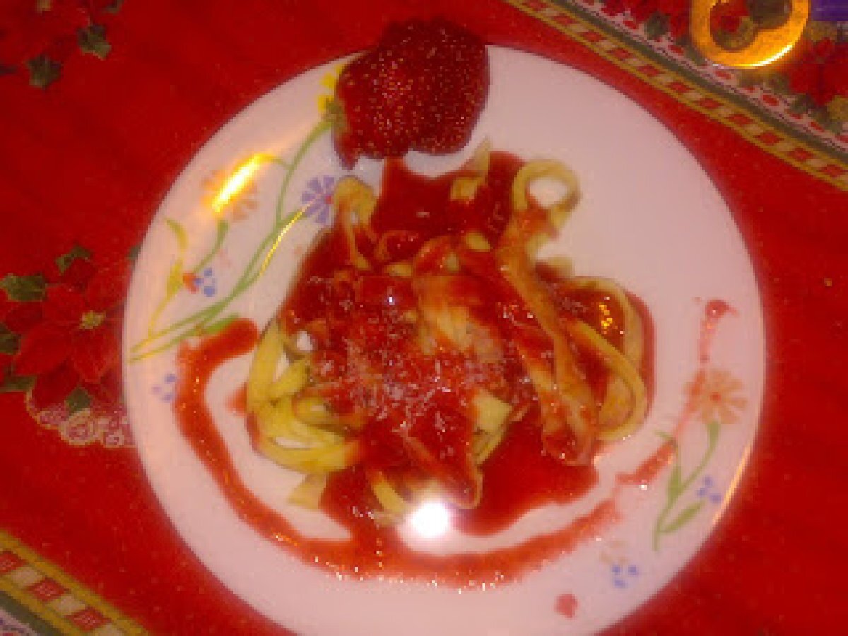 TAGLIATELLE DI CREPES CON SALSA ALLE FRAGOLE!