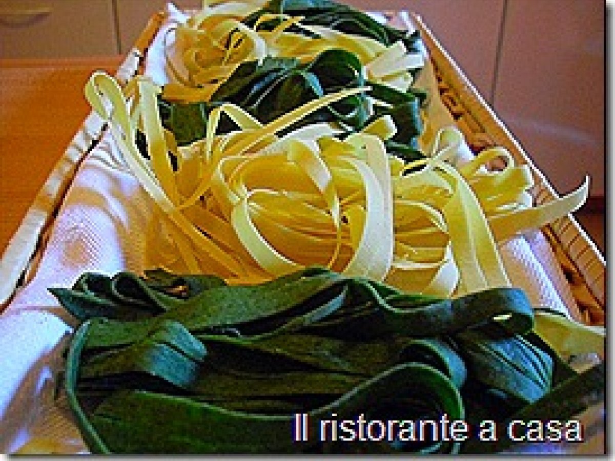 Tagliatelle Paglia e Fieno - foto 21