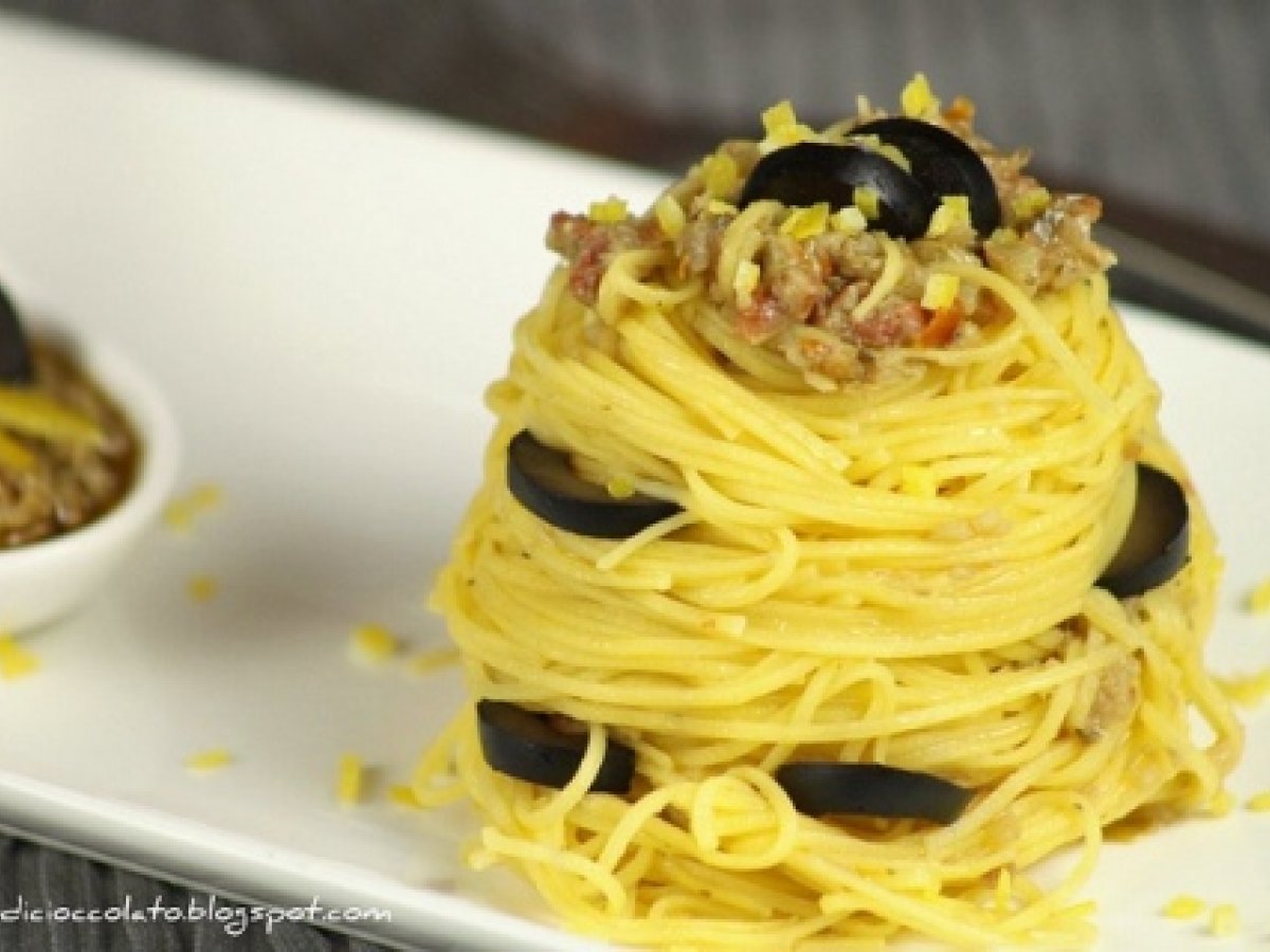 TAGLIERINI al PESTO di CARCIOFI con LIMONE e OLIVE