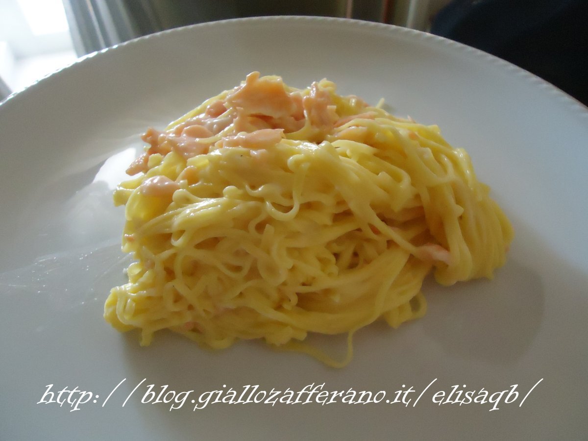 Tagliolini al Salmone