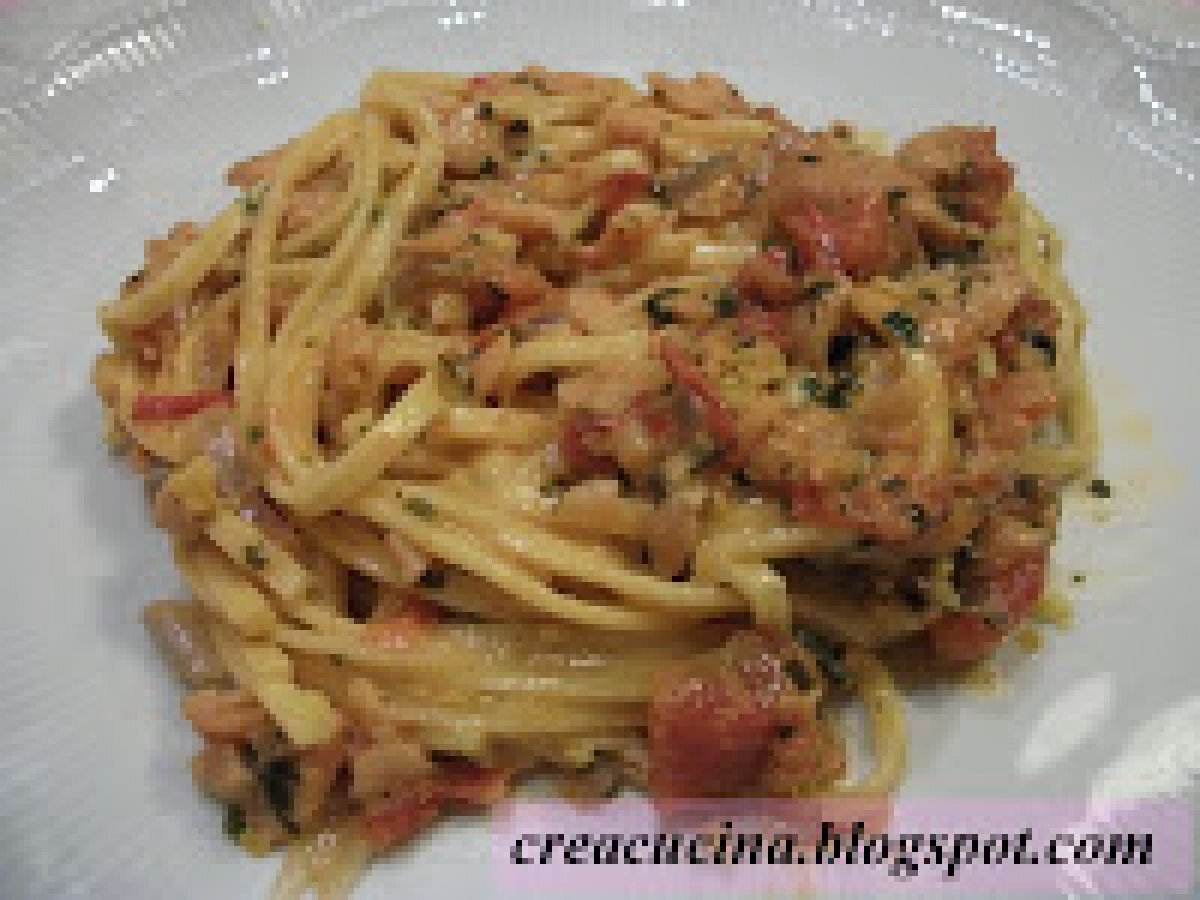 TAGLIOLINI SALMONE E PANNA PROFUMATI AL LIMONE - foto 2