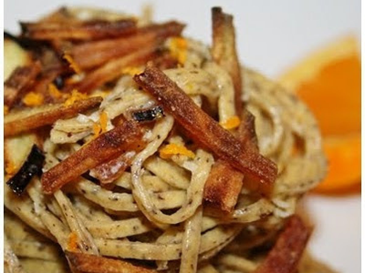 Taglioni rombo, melanzane e arance