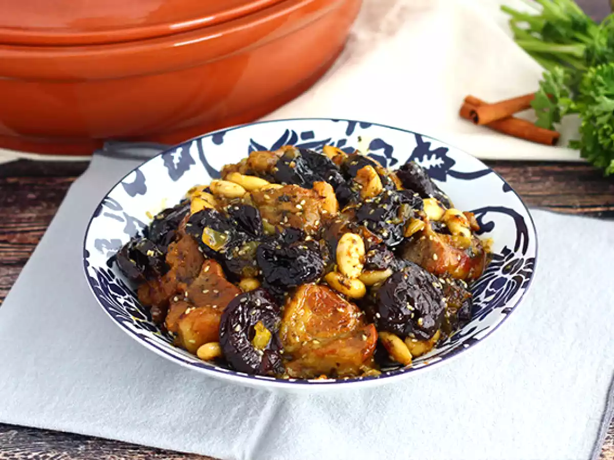 Tajine di agnello con prugne