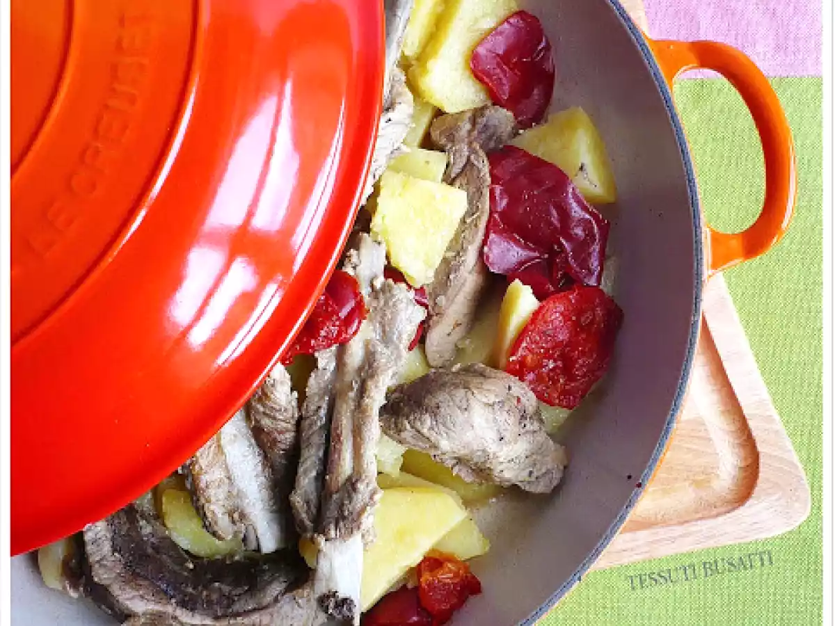 Tarachelle di maiale, peperoni e patate e una sorpresa.