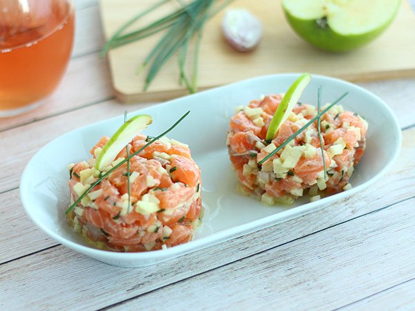 Tartare di salmone e mela verde Tartare di salmone e mela verde