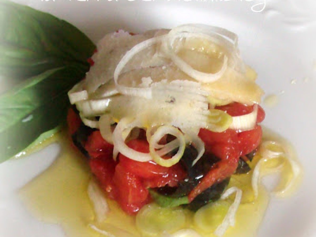 Tartare vegetariana di pomodori e grana