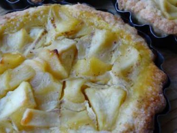 Tartellette di mele e cannella