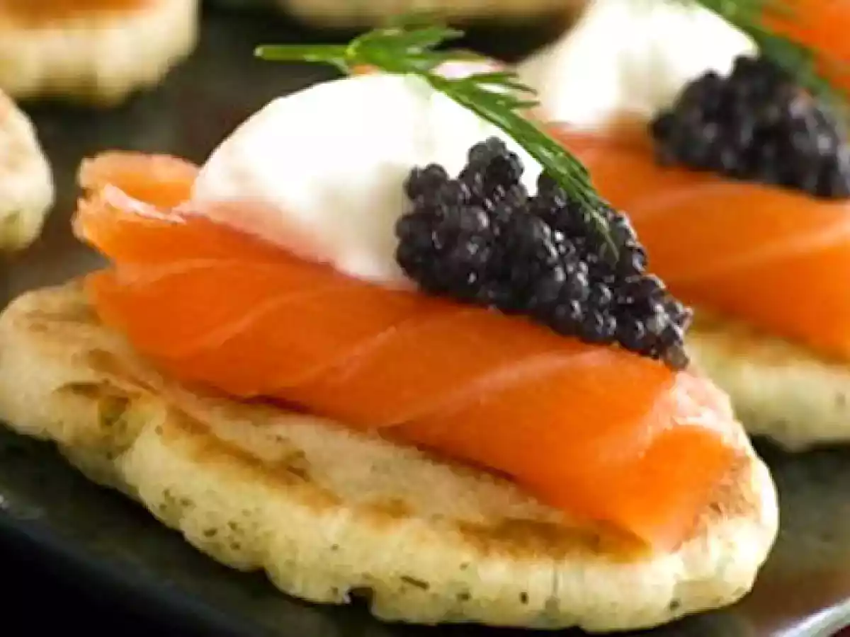 Tartine russe salmone e caviale