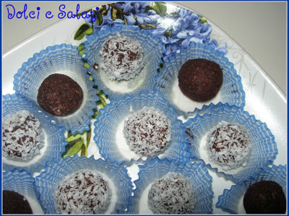 Tartufi al cocco e cacao