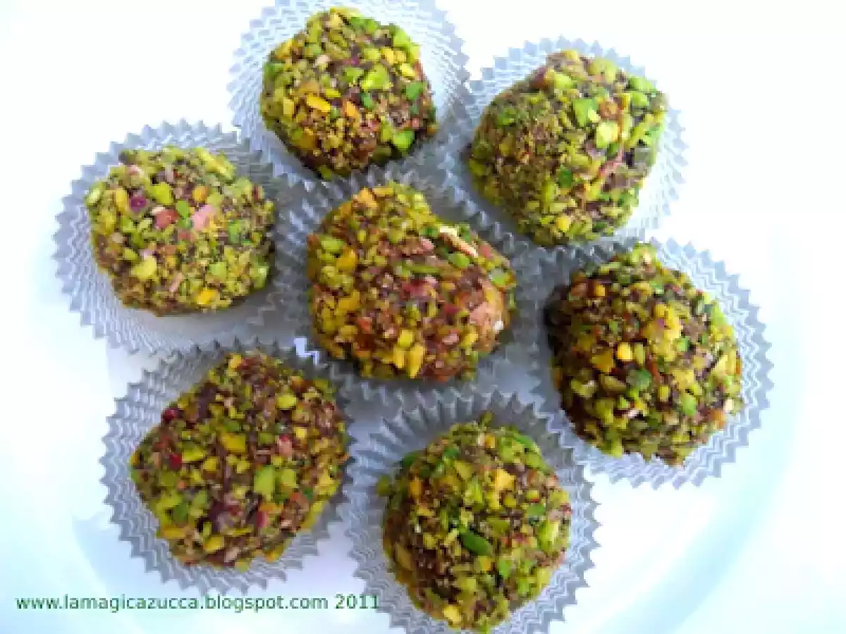 Tartufi di cioccolato al pistacchio