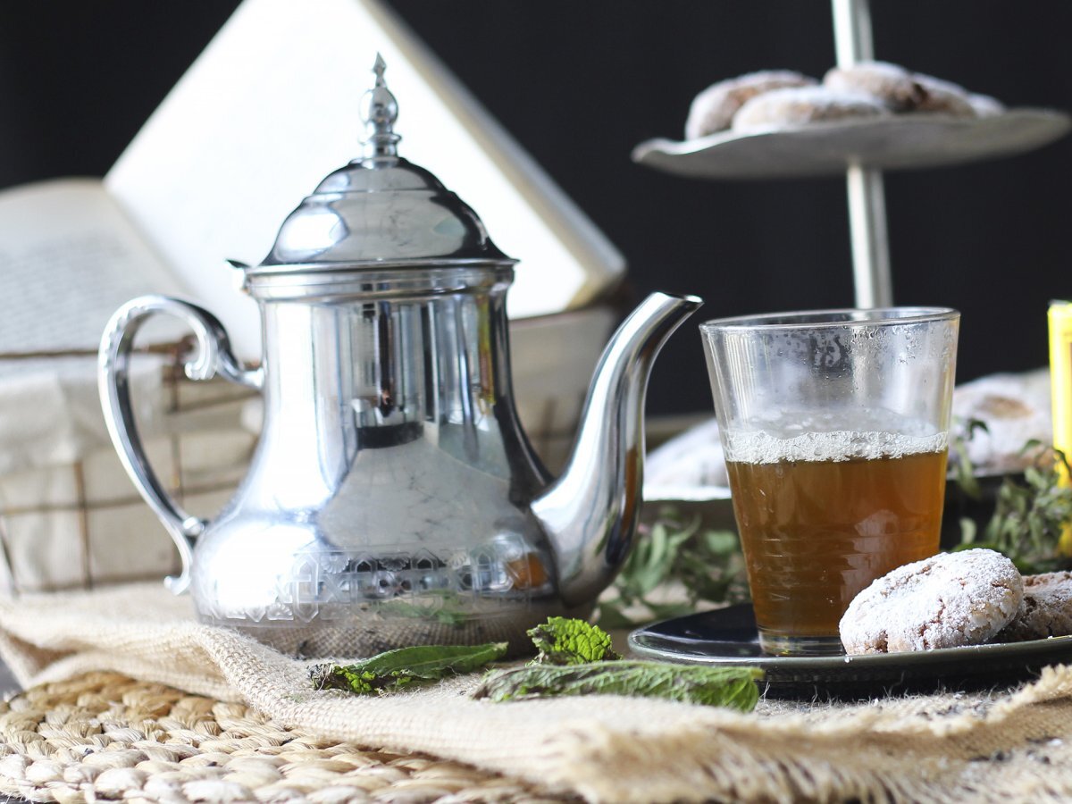 Tè alla menta marocchino: la ricetta autentica da fare a casa - foto 2