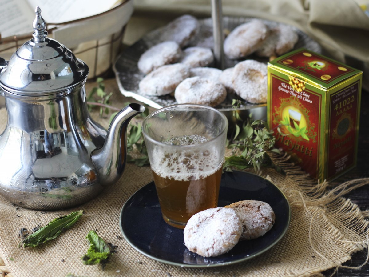 Tè alla menta marocchino: la ricetta autentica da fare a casa - foto 4