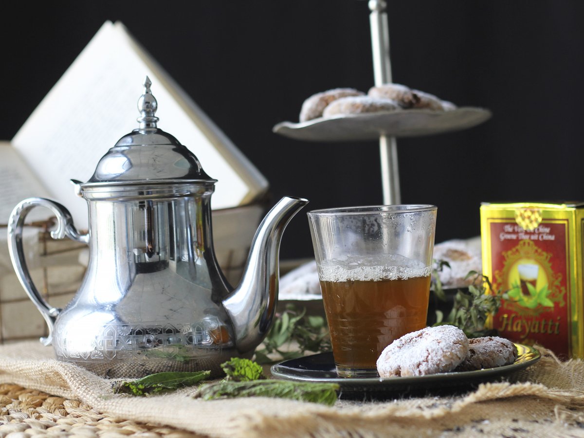 Tè alla menta marocchino: la ricetta autentica da fare a casa - foto 5
