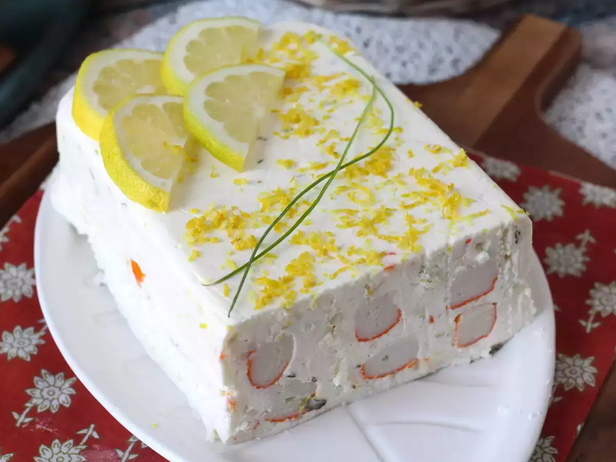 Terrina fredda di surimi: l’antipasto senza cottura facile per ogni occasione - foto 3