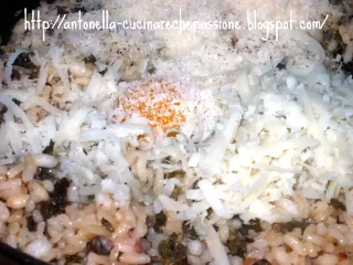 Timballini con germogli di rovo e petali di rosa rossa - foto 7