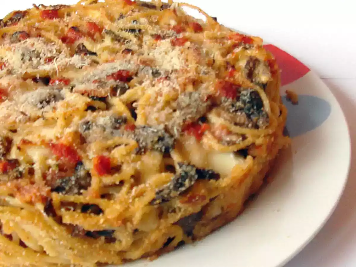 Timballo di spaghetti con funghi