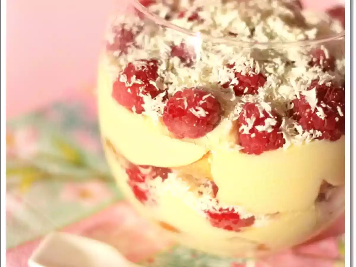 Tiramisù ai lamponi e cioccolato bianco profumato alla rosa - foto 2