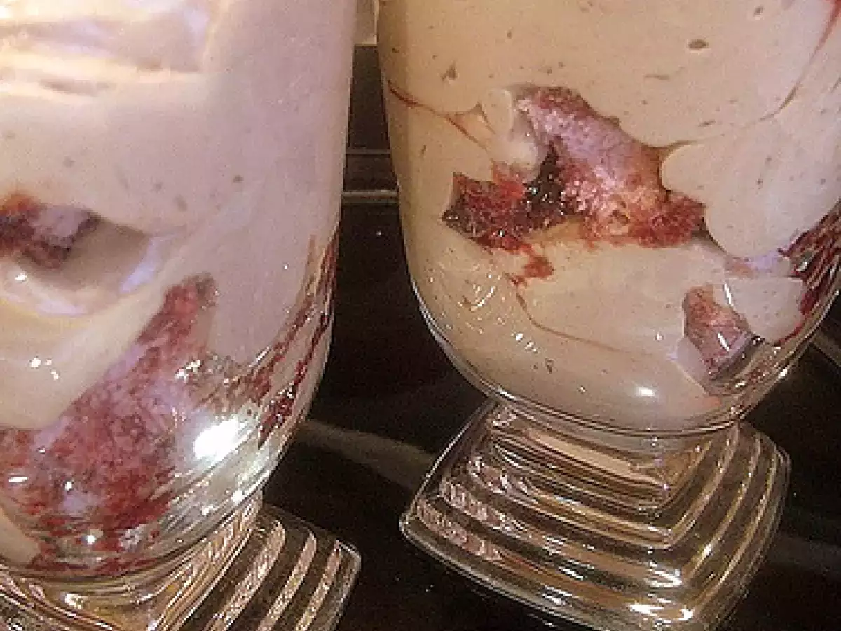 Tiramisù al cioccolato con amarene - foto 4