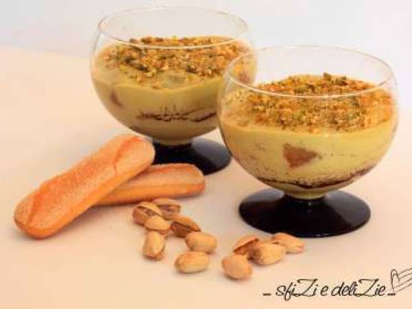 Tiramisù al pistacchio - Ricetta facile