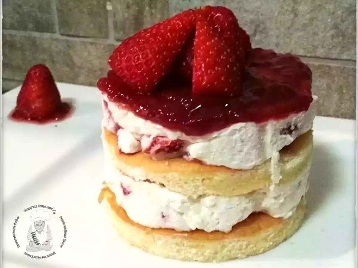 Tiramisù alle fragole e limoncello