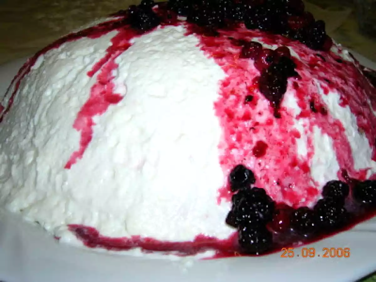 Tiramisù allo yogurt e frutti di bosco - foto 4