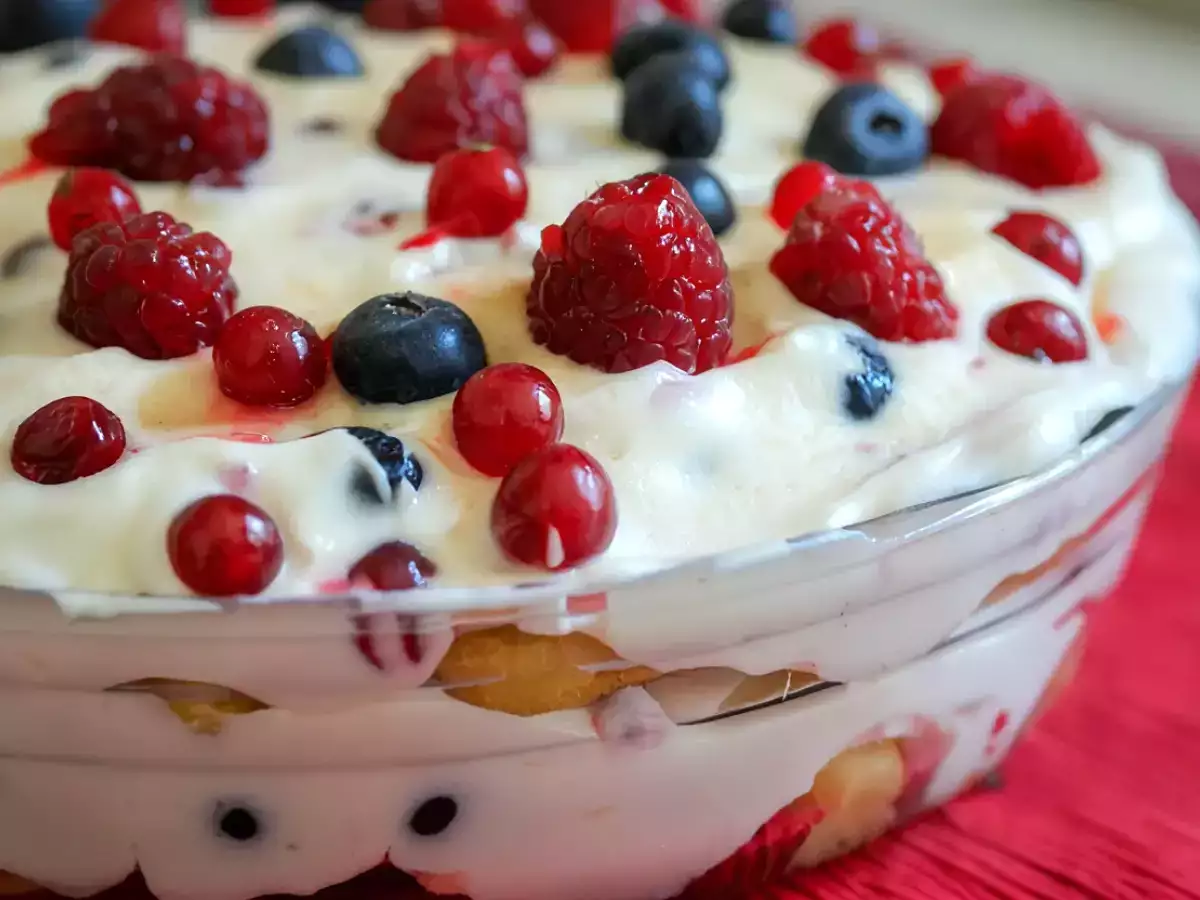 Tiramisù con philadelphia e frutti di bosco - foto 2