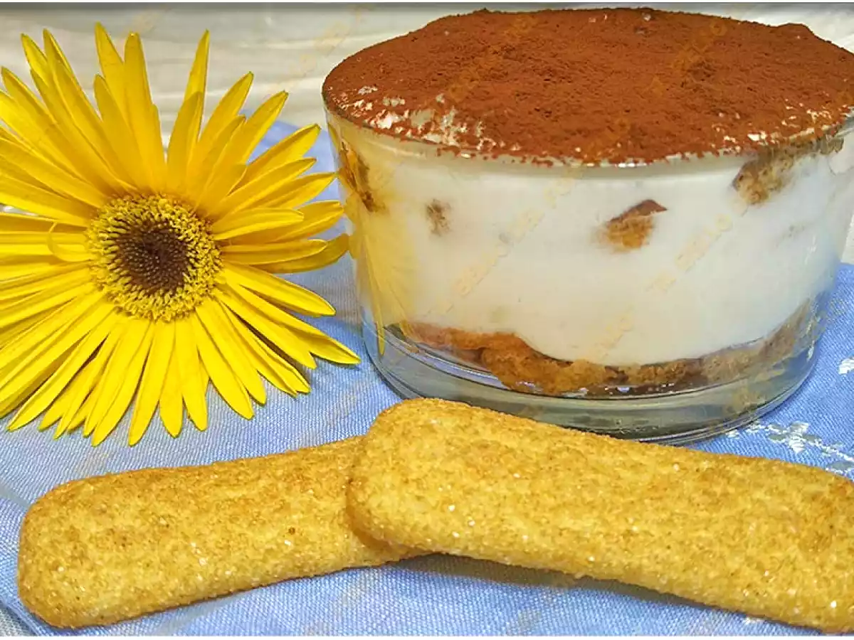 Tiramisù senza uova e mascarpone