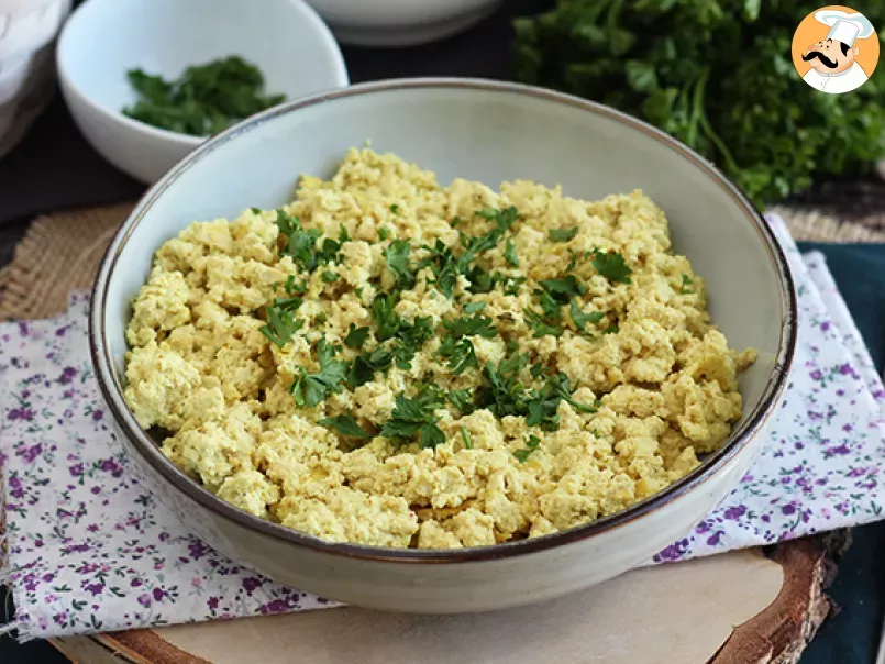 Tofu strapazzato, la ricetta vegana per rimpiazzare le uova nel brunch