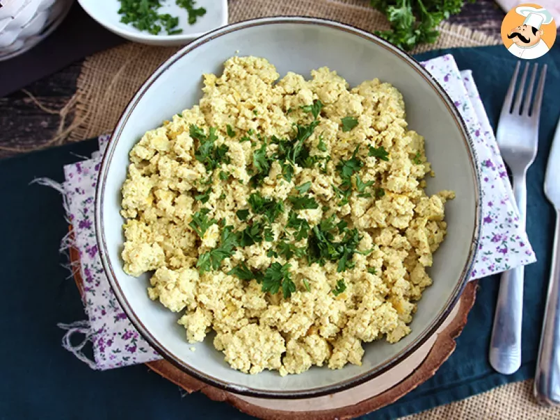 Tofu strapazzato, la ricetta vegana per rimpiazzare le uova nel brunch - foto 4
